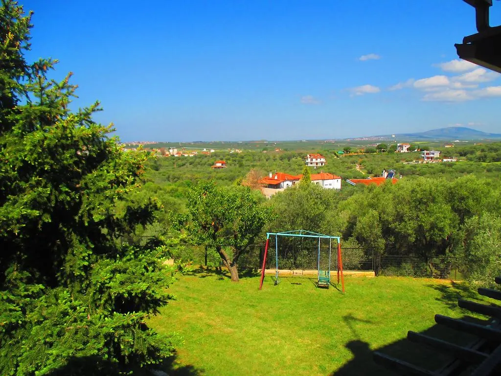 Halkidiki Family Villa - Garden By Travelpro Services Nea Moudania Halkidiki Nea Propontida 0*,  Greece